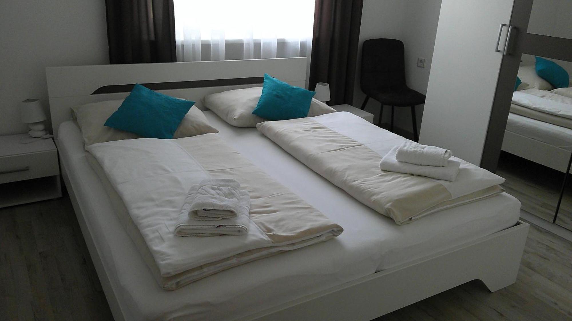 Bora Appartements 1 Mit 4 Schlafzimmer Zell am See Exterior photo